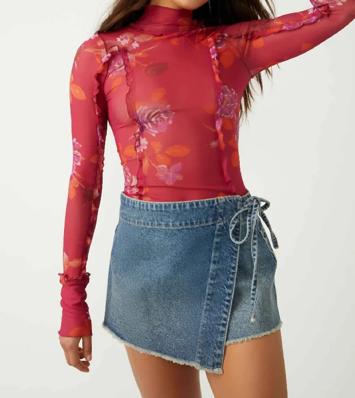 Charlie Printed Mesh Top In Red