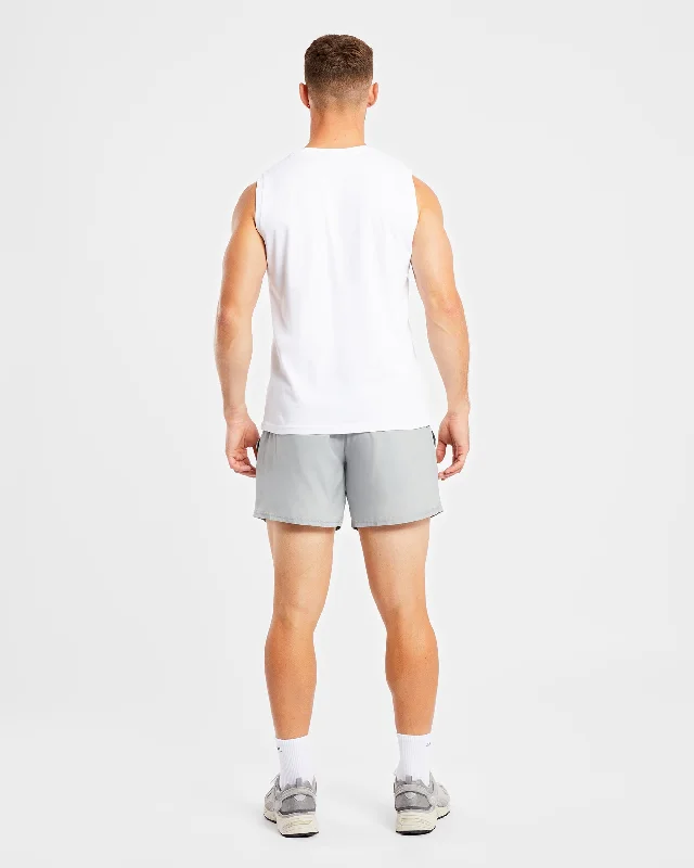 Core 5"" Shorts - Grey