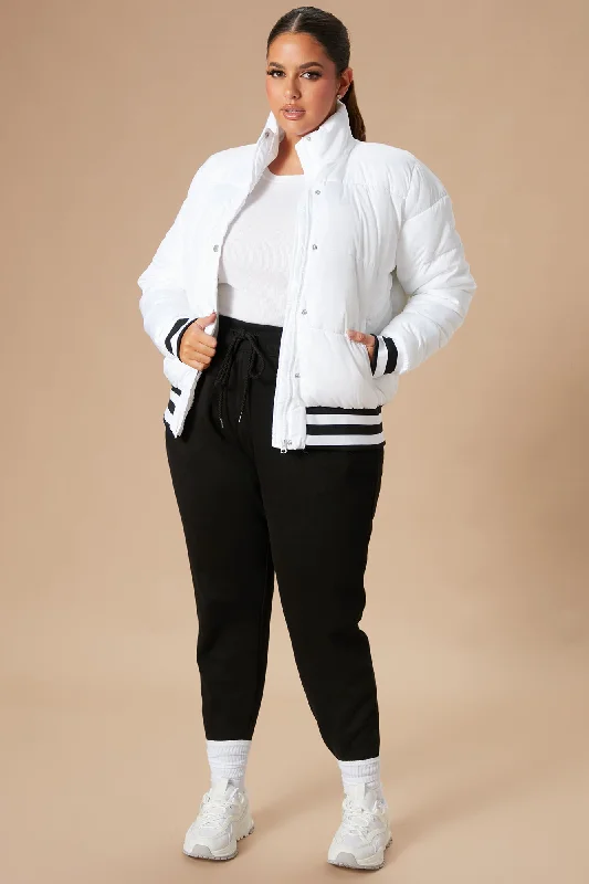 Mrs. Jackson Puffer Jacket - White