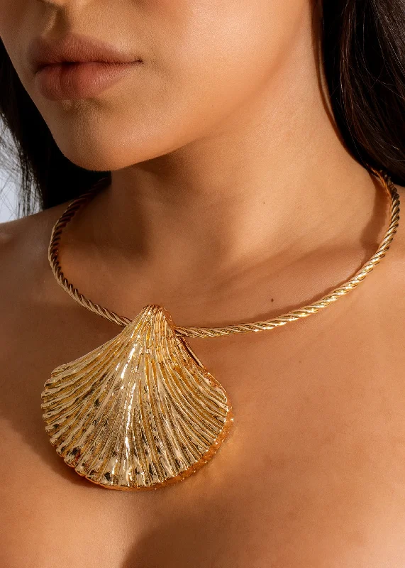 Tides Shell Necklace Gold