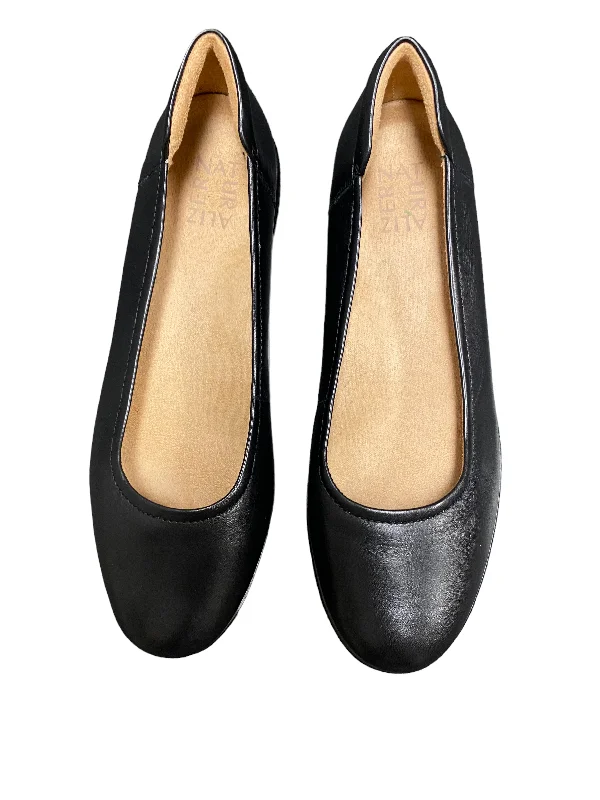 Black Shoes Flats Naturalizer, Size 8.5