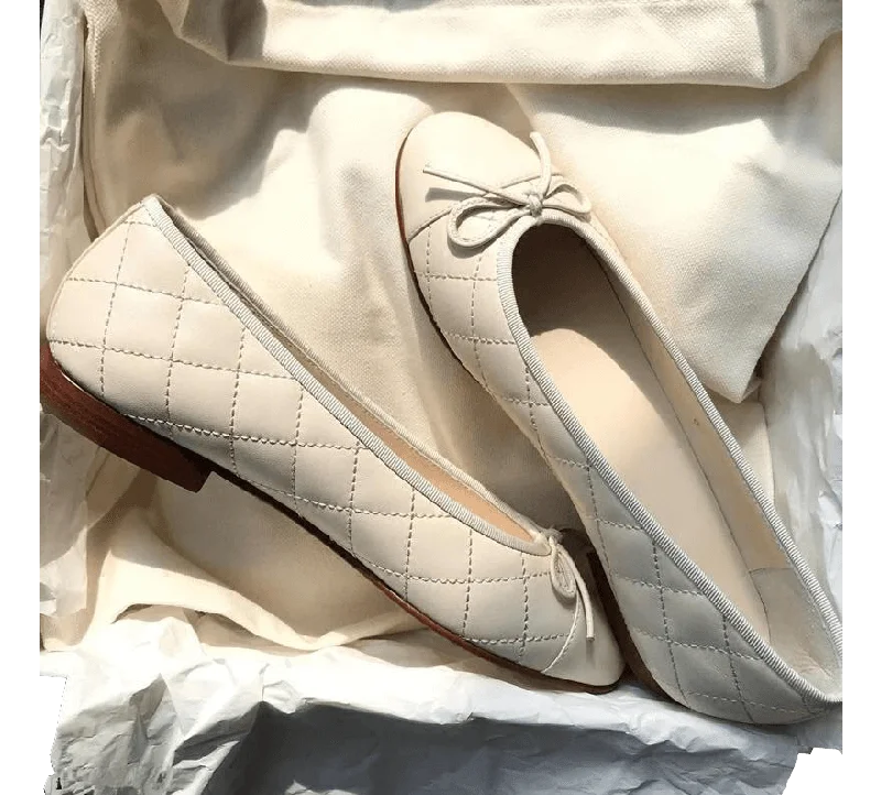 Ivory Quilted / 5.5US/35EU/35CN